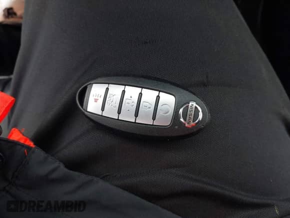 2020 Nissan Pathfinder SL with VIN 5N1DR2CM6LC617046, listed as a IAAI auction lot 42580180 with 134,310 mi miles and . Bid and sale history available at DreamBid. Image 11.