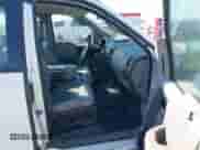 2007 Ford F-150 XL z VIN 1FTRF12WX7NA53086, wystawiony jako IAAI lot #43450854 z przebiegiem 113 918 mil mil oraz . Historia ofert i sprzedaży dostępna na DreamBid. Obrazek 5.