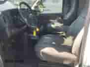 2017 Chevrolet Express Cargo с VIN 1GCWGBFF8H1109759, выставлен на аукционе Copart как лот 52884505 с пробегом 100 016 миль миль и Списание • Salvage title. История ставок и продаж доступна на DreamBid. Изображение 7.