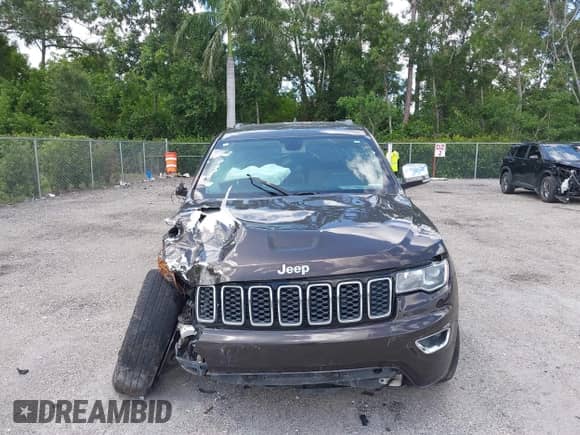 2017 Jeep Grand Cherokee Limited with VIN 1C4RJEBG8HC731720, listed as a IAAI auction lot 42763258 with 94,058 mi miles and . Bid and sale history available at DreamBid. Image 11.