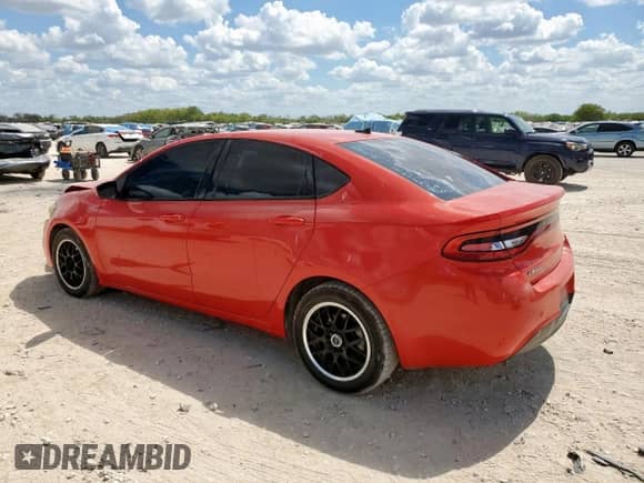 2016 Dodge Dart SXT z VIN 1C3CDFBA5GD660326, wystawiony jako Copart lot #81698335 z przebiegiem 114 794 mil mil oraz Szkoda całkowita • Salvage title. Historia ofert i sprzedaży dostępna na DreamBid. Obrazek 2.
