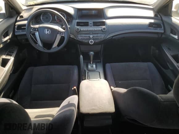 2010 Honda Accord LX with VIN 1HGCP2F37AA072901, listed as a Copart auction lot 87457725 with 262,367 mi miles and Clean title. Bid and sale history available at DreamBid. Image 8.