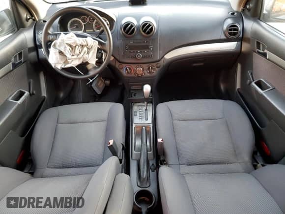 2007 Chevrolet Aveo LS z VIN KL1TD56637B051430, wystawiony jako Copart lot #81585564 z przebiegiem Nie podano mil oraz Nie do naprawy • Non repairable. Historia ofert i sprzedaży dostępna na DreamBid. Obrazek 8.