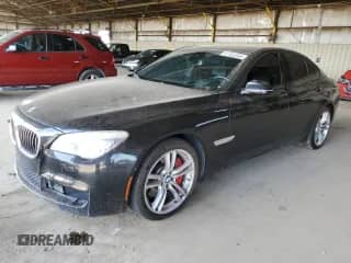 2015 BMW 7 Series 750i with VIN WBAYA8C58FG197731, listed as a Copart auction lot 81152265 with 144,762 mi miles and Clean title. Bid and sale history available at DreamBid. Image 1.