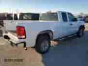 2008 GMC Sierra 1500 Work Truck z VIN 1GTEC19X98Z221753, wystawiony jako Copart lot #43837275 z przebiegiem 80 147 mil mil oraz Szkoda całkowita • Salvage title. Historia ofert i sprzedaży dostępna na DreamBid. Obrazek 3.