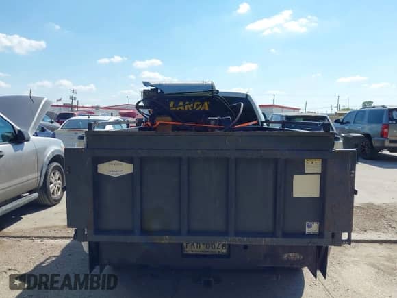 2013 Ford F-150 XL with VIN 1FTNF1CF3DKE07122, listed as a IAAI auction lot 43481689 with 259,721 mi miles and . Bid and sale history available at DreamBid. Image 8.