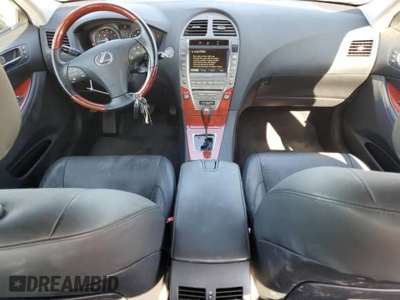 2007 Lexus ES 330 z VIN JTHBJ46G572105633, wystawiony jako Copart lot #86304705 z przebiegiem 98 938 mil mil oraz Szkoda całkowita • Salvage title. Historia ofert i sprzedaży dostępna na DreamBid. Obrazek 8.