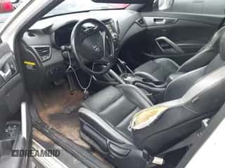 2016 Hyundai Veloster Turbo with VIN KMHTC6AE8GU262932, listed as a IAAI auction lot 42531536 with 61,870 mi miles and . Bid and sale history available at DreamBid. Image 5.