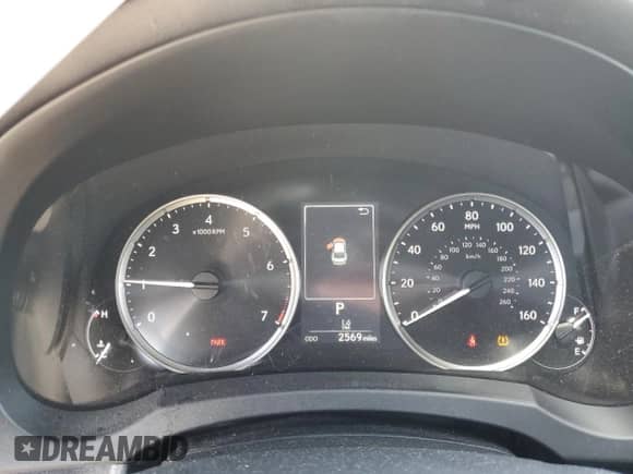 2022 Lexus IS 300 z VIN JTHD81F27N5048693, wystawiony jako Copart lot #49779663 z przebiegiem 2 569 mil mil oraz . Historia ofert i sprzedaży dostępna na DreamBid. Obrazek 9.