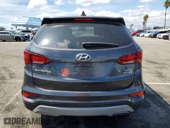 2017 Hyundai Santa Fe 2.4L with VIN 5XYZTDLB0HG497527, listed as a Copart auction lot 81333975 with 110,452 mi miles and Clean title. Bid and sale history available at DreamBid. Image 6.