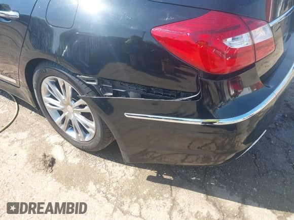 2012 Hyundai Genesis 4.6L с VIN KMHGC4DF9CU166571, выставлен на аукционе IAAI как лот 42058074 с пробегом 149 805 миль миль и . История ставок и продаж доступна на DreamBid. Изображение 19.