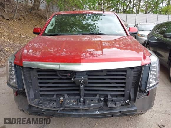 2015 Cadillac Escalade ESV Premium z VIN 1GYS4JKJ1FR224501, wystawiony jako IAAI lot #42248592 z przebiegiem 116 888 mil mil oraz . Historia ofert i sprzedaży dostępna na DreamBid. Obrazek 13.