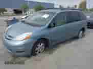 2009 Toyota Sienna CE с VIN 5TDZK23C39S283281, выставлен на аукционе IAAI как лот 43348385 с пробегом 194 852 миль миль и . История ставок и продаж доступна на DreamBid. Изображение 17.