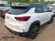 2023 Chevrolet TrailBlazer RS z VIN KL79MUSL6PB217395, wystawiony jako IAAI lot #42362280 z przebiegiem 33 980 mil mil oraz . Historia ofert i sprzedaży dostępna na DreamBid. Obrazek 4.