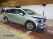 2022 Toyota Sienna Platinum с VIN 5TDESKFC6NS048507, выставлен на аукционе Copart как лот 68485875 с пробегом 57 588 миль миль и Списание • Salvage title. История ставок и продаж доступна на DreamBid. Изображение 4.