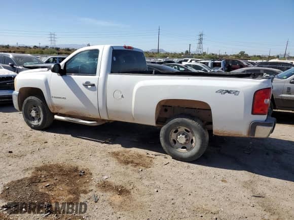 2007 Chevrolet Silverado 2500HD 1LT z VIN 1GCHK24607E554496, wystawiony jako Copart lot #77594484 z przebiegiem 191 616 mil mil oraz Szkoda całkowita • Salvage title. Historia ofert i sprzedaży dostępna na DreamBid. Obrazek 2.