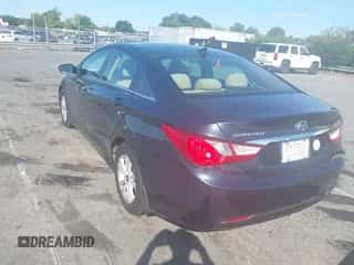 2012 Hyundai Sonata GLS с VIN 5NPEB4AC6CH503586, выставлен на аукционе IAAI как лот 43214362 с пробегом 202 072 миль миль и . История ставок и продаж доступна на DreamBid. Изображение 3.