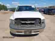 2017 Ram 1500 Tradesman z VIN 1C6RR6ST9HS605293, wystawiony jako IAAI lot #43151679 z przebiegiem 183 474 mil mil oraz . Historia ofert i sprzedaży dostępna na DreamBid. Obrazek 6.