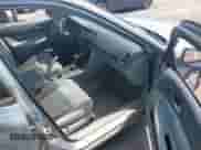 1996 Honda Accord LX z VIN 1HGCD5631TA033556, wystawiony jako IAAI lot #43053893 z przebiegiem 21 874 mil mil oraz . Historia ofert i sprzedaży dostępna na DreamBid. Obrazek 5.