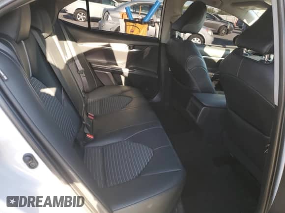 2023 Toyota Camry SE z VIN 4T1G11AK0PU110157, wystawiony jako Copart lot #65978395 z przebiegiem 58 440 mil mil oraz Szkoda całkowita • Salvage title. Historia ofert i sprzedaży dostępna na DreamBid. Obrazek 10.