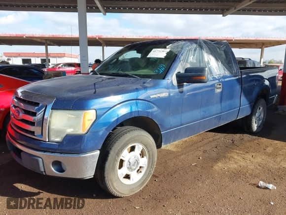 2010 Ford F-150 XL with VIN 1FTEX1C81AKE24575, listed as a IAAI auction lot 41774387 with 330,209 mi miles and . Bid and sale history available at DreamBid. Image 2.