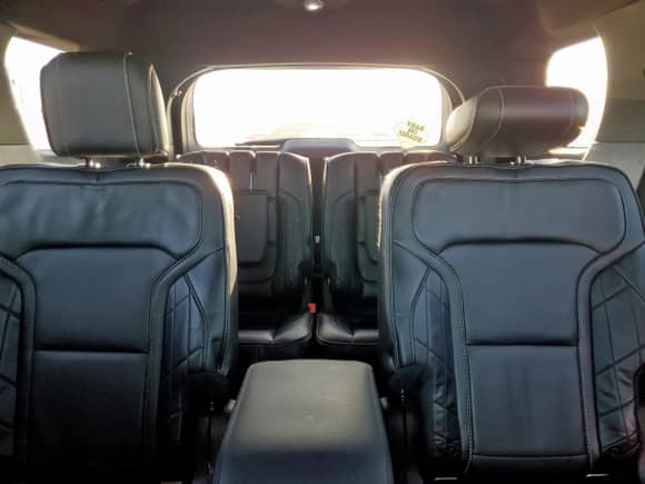 2017 Ford Explorer Platinum с VIN 1FM5K8HTXHGD54152, выставлен на аукционе Copart как лот 85469345 с пробегом 135 816 миль миль и Списание • Salvage title. История ставок и продаж доступна на DreamBid. Изображение 10.