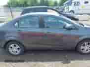2012 Chevrolet Sonic LS с VIN 1G1JA5SH4C4231023, выставлен на аукционе IAAI как лот 42782087 с пробегом 99 229 миль миль и . История ставок и продаж доступна на DreamBid. Изображение 13.