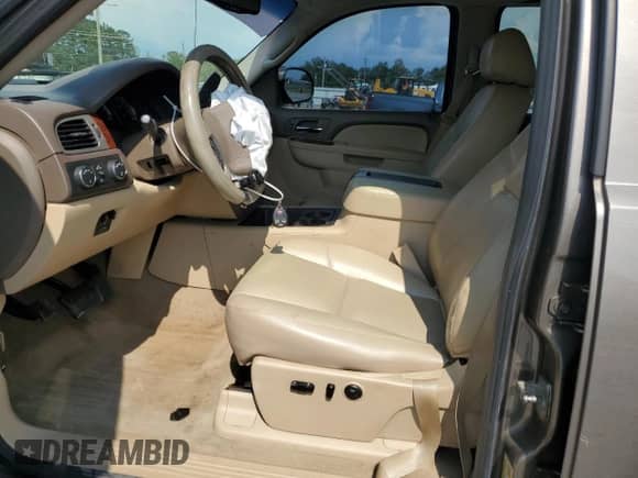 2013 GMC Sierra 1500 SLT с VIN 3GTP2WE79DG125341, выставлен на аукционе Copart как лот 69387625 с пробегом 245 621 миль миль и Списание • Salvage title. История ставок и продаж доступна на DreamBid. Изображение 7.