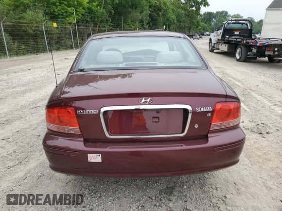 2005 Hyundai Sonata GL с VIN KMHWF25H15A164583, выставлен на аукционе Copart как лот 63791405 с пробегом 37 404 миль миль и Списание • Salvage title. История ставок и продаж доступна на DreamBid. Изображение 6.