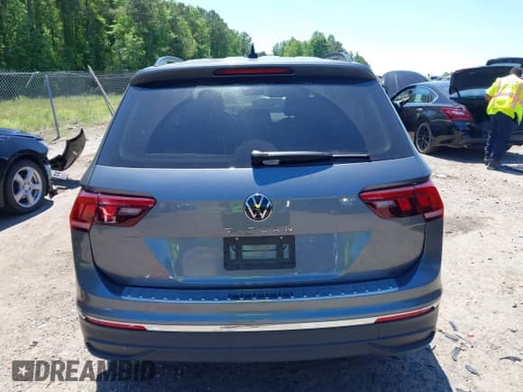 2024 Volkswagen Tiguan S с VIN 3VVRB7AX5RM142006, выставлен на аукционе IAAI как лот 42199560 с пробегом 235 миль миль и . История ставок и продаж доступна на DreamBid. Изображение 16.