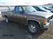 1988 Dodge Dakota with VIN 1B7GR14X0JS761859, listed as a IAAI auction lot 42012991 with 195,614 mi miles and . Bid and sale history available at DreamBid. Image 1.