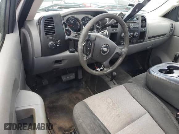 2007 Chevrolet Silverado 3500 с VIN 1GCHK34667E562429, выставлен на аукционе Copart как лот 62371605 с пробегом 148 129 миль миль и Списание • Salvage title. История ставок и продаж доступна на DreamBid. Изображение 8.