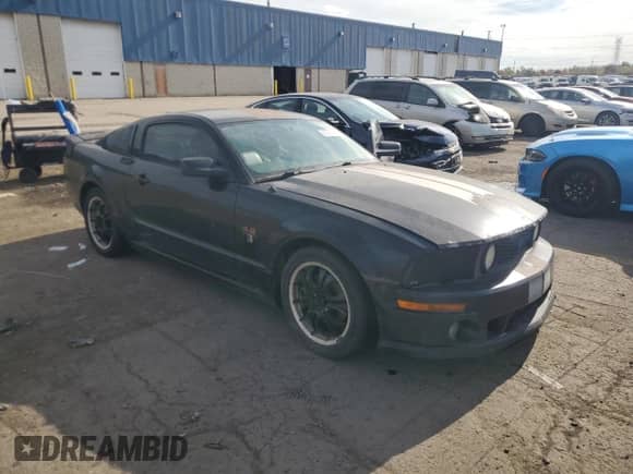2006 Ford Mustang GT Deluxe с VIN 1ZVFT82H465109301, выставлен на аукционе Copart как лот 82591665 с пробегом 269 863 миль миль и Чистый • Clean title. История ставок и продаж доступна на DreamBid. Изображение 4.