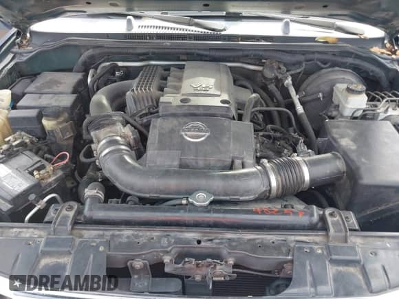 2006 Nissan Pathfinder LE z VIN 5N1AR18W76C648835, wystawiony jako IAAI lot #42867557 z przebiegiem 225 939 mil mil oraz . Historia ofert i sprzedaży dostępna na DreamBid. Obrazek 10.