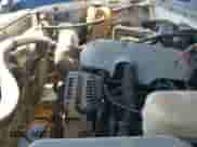 2005 Chevrolet Silverado 1500 Z71 z VIN 2GCEK13T551287925, wystawiony jako IAAI lot #43392727 z przebiegiem 275 768 mil mil oraz . Historia ofert i sprzedaży dostępna na DreamBid. Obrazek 12.