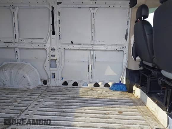 2019 Ram ProMaster Cargo с VIN 3C6TRVCG4KE525878, выставлен на аукционе IAAI как лот 42906752 с пробегом 123 988 миль миль и . История ставок и продаж доступна на DreamBid. Изображение 8.