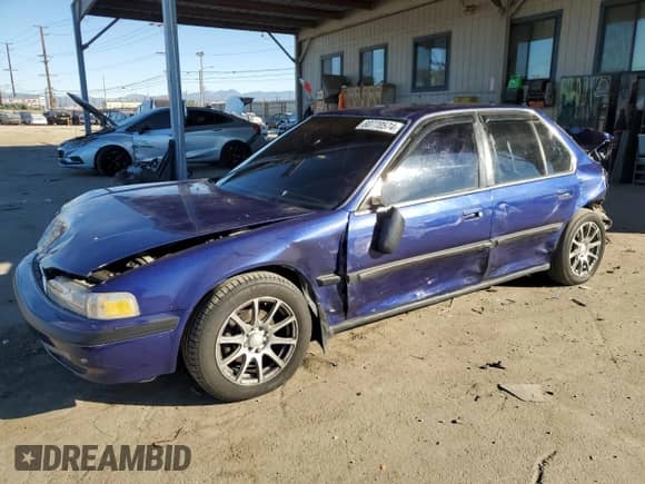 1990 Honda Accord LX z VIN JHMCB765XLC127200, wystawiony jako Copart lot #80770574 z przebiegiem 142 628 mil mil oraz Szkoda całkowita • Salvage title. Historia ofert i sprzedaży dostępna na DreamBid. Obrazek 1.