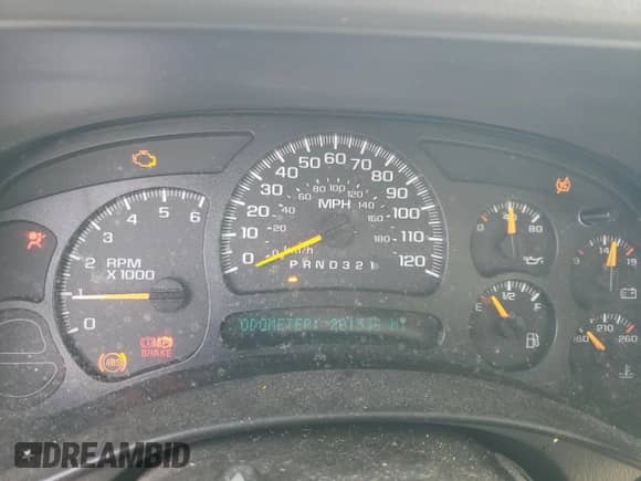 2006 Chevrolet Suburban LS z VIN 1GNEC16Z56J119858, wystawiony jako Copart lot #75500754 z przebiegiem 201 536 mil mil oraz Czysty tytuł • Clean title. Historia ofert i sprzedaży dostępna na DreamBid. Obrazek 9.