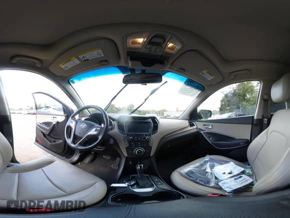 2018 Hyundai Santa Fe 2.4L с VIN 5XYZUDLB4JG556114, выставлен на аукционе IAAI как лот 43429956 с пробегом 45 318 миль миль и . История ставок и продаж доступна на DreamBid. Изображение 19.