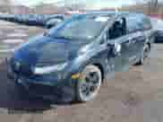 2023 Honda Odyssey Sport z VIN 5FNRL6H79PB075326, wystawiony jako IAAI lot #41911662 z przebiegiem 14 183 mil mil oraz . Historia ofert i sprzedaży dostępna na DreamBid. Obrazek 6.