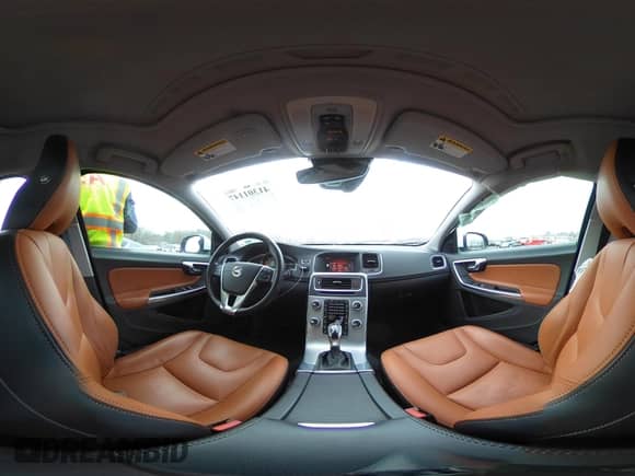 2017 Volvo S60 Inscription с VIN LYV402TK3HB196430, выставлен на аукционе IAAI как лот 41301147 с пробегом 20 188 миль миль и . История ставок и продаж доступна на DreamBid. Изображение 18.