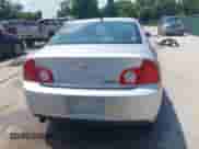 2010 Chevrolet Malibu z VIN 1G1ZF5EZXAF133043, wystawiony jako IAAI lot #42680239 z przebiegiem 125 964 mil mil oraz . Historia ofert i sprzedaży dostępna na DreamBid. Obrazek 16.