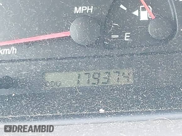 2003 Toyota Camry XLE с VIN 4T1BE32K53U777583, выставлен на аукционе IAAI как лот 42507330 с пробегом 179 374 миль миль и . История ставок и продаж доступна на DreamBid. Изображение 7.