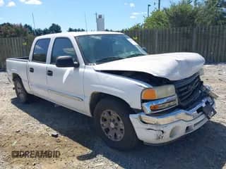 2005 GMC Sierra 1500 SLE z VIN 2GTEC13T051162389, wystawiony jako IAAI lot #43050515 z przebiegiem Nie podano mil oraz . Historia ofert i sprzedaży dostępna na DreamBid. Obrazek 1.