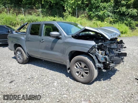 2025 Nissan Frontier Pro-4X with VIN 1N6ED1EK2SN632379, listed as a Copart auction lot 65193755 with 1,959 mi miles and Salvage title. Bid and sale history available at DreamBid. Image 4.