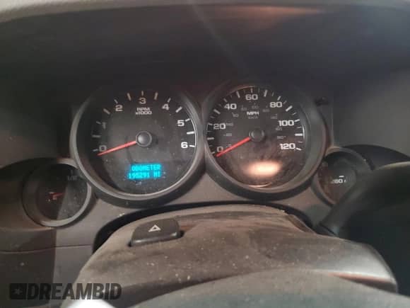 2011 Chevrolet Silverado 1500 Work Truck z VIN 1GCRKPE36BZ336991, wystawiony jako Copart lot #58299265 z przebiegiem 195 291 mil mil oraz Nie do naprawy • Non repairable. Historia ofert i sprzedaży dostępna na DreamBid. Obrazek 9.