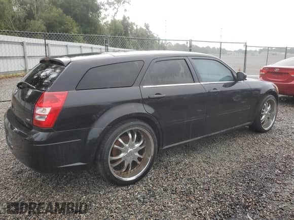 2007 Dodge Magnum with VIN 2D4FV47V97H895064, listed as a Copart auction lot 68634274 with 163,559 mi miles and Clean title. Bid and sale history available at DreamBid. Image 3.
