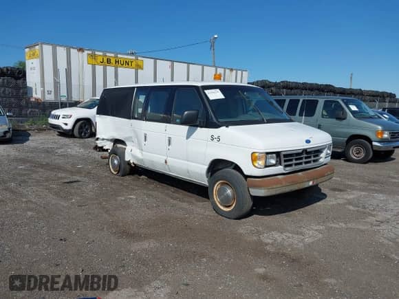 1996 Ford Econoline Cargo с VIN 1FTHE24H2THB36426, выставлен на аукционе IAAI как лот 42396139 с пробегом 91 707 миль миль и . История ставок и продаж доступна на DreamBid. Изображение 1.