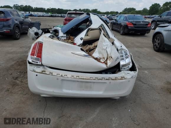 2014 Chrysler 300 C с VIN 2C3CCAEGXEH184273, выставлен на аукционе Copart как лот 63419955 с пробегом Не указан миль и Списание • Salvage title. История ставок и продаж доступна на DreamBid. Изображение 6.