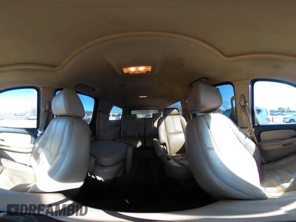 2007 Chevrolet Suburban LT with VIN 1GNFK16347J223178, listed as a IAAI auction lot 41757938 with Not provided miles and . Bid and sale history available at DreamBid. Image 19.